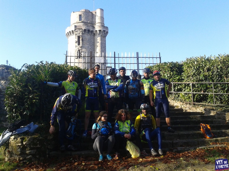 2016110601_10-27-30-me