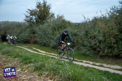 DE-LYVETTE-A-LORGE-25-004