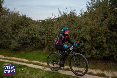 DE-LYVETTE-A-LORGE-25-010