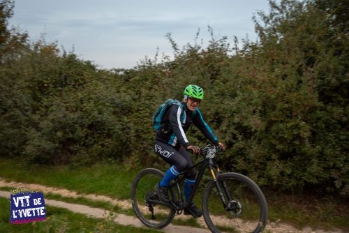 DE-LYVETTE-A-LORGE-25-011