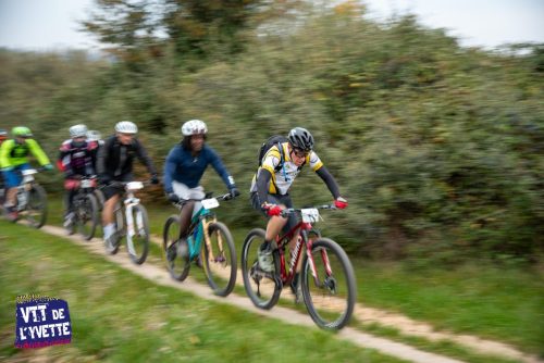 DE-LYVETTE-A-LORGE-25-012