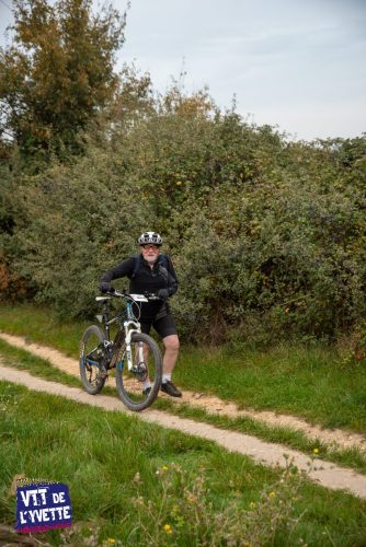 DE-LYVETTE-A-LORGE-25-014