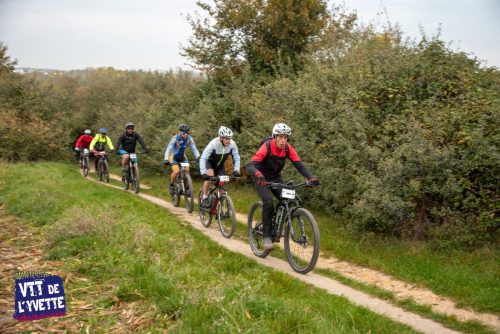 DE-LYVETTE-A-LORGE-25-022