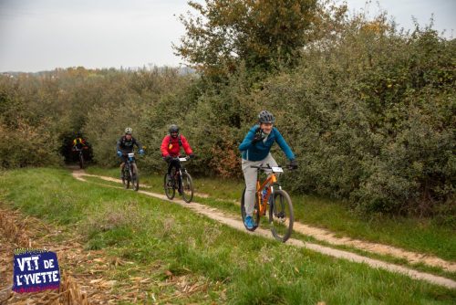 DE-LYVETTE-A-LORGE-25-027