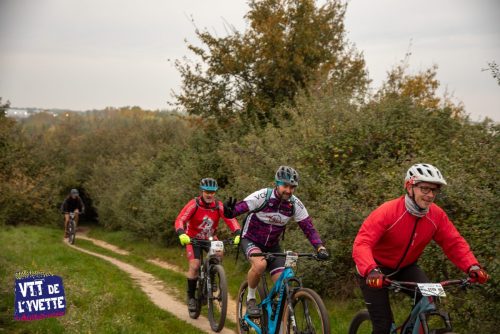 DE-LYVETTE-A-LORGE-25-041