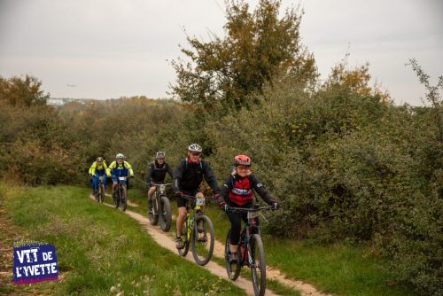 DE-LYVETTE-A-LORGE-25-043