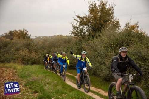 DE-LYVETTE-A-LORGE-25-044