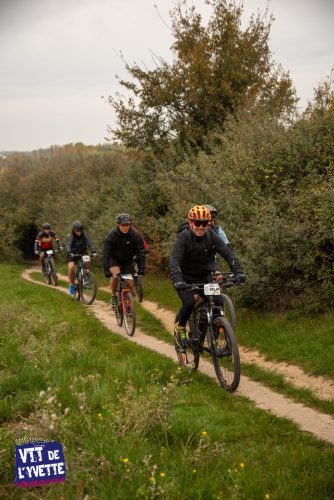 DE-LYVETTE-A-LORGE-25-051