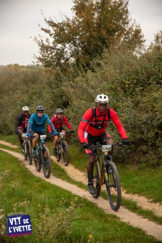 DE-LYVETTE-A-LORGE-25-053