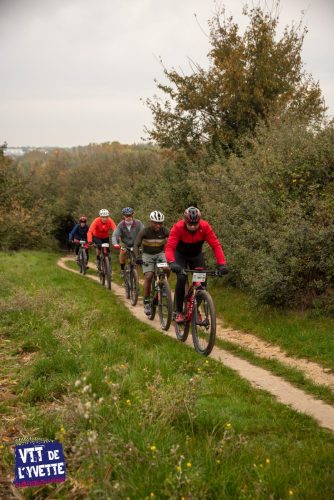 DE-LYVETTE-A-LORGE-25-059