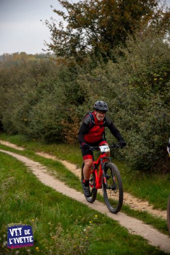 DE-LYVETTE-A-LORGE-25-066