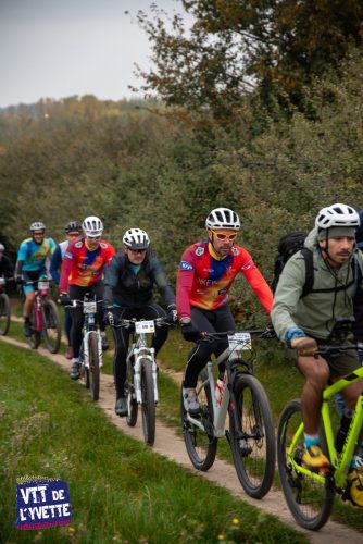 DE-LYVETTE-A-LORGE-25-072