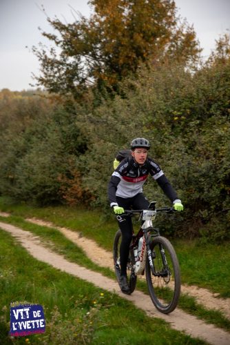 DE-LYVETTE-A-LORGE-25-078