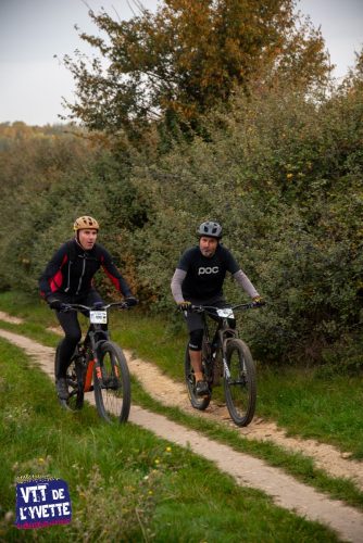 DE-LYVETTE-A-LORGE-25-080