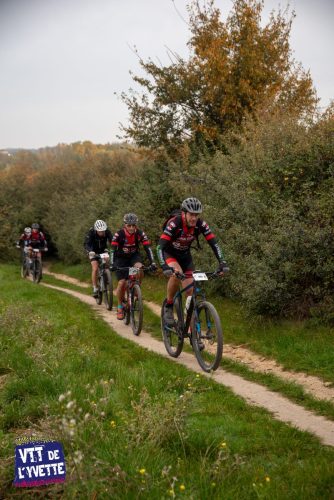 DE-LYVETTE-A-LORGE-25-083