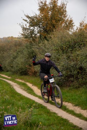 DE-LYVETTE-A-LORGE-25-087