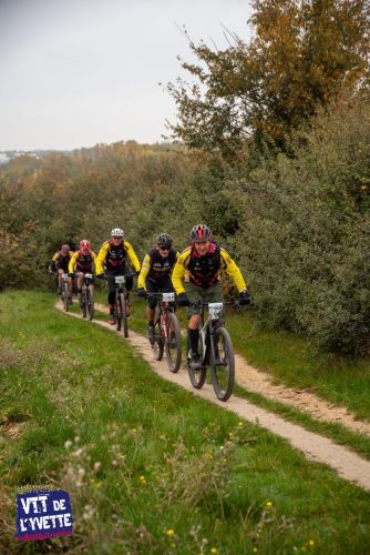 DE-LYVETTE-A-LORGE-25-092