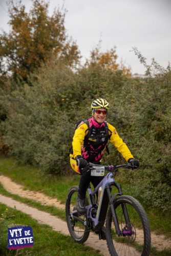 DE-LYVETTE-A-LORGE-25-099