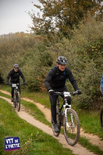 DE-LYVETTE-A-LORGE-25-113