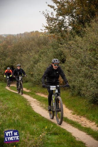 DE-LYVETTE-A-LORGE-25-114