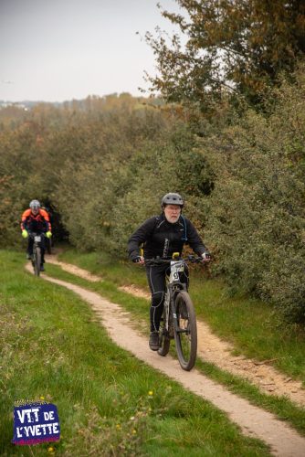 DE-LYVETTE-A-LORGE-25-115