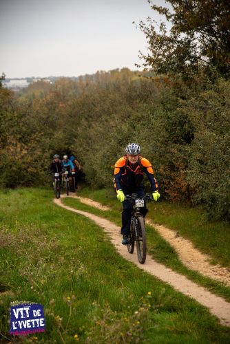 DE-LYVETTE-A-LORGE-25-116