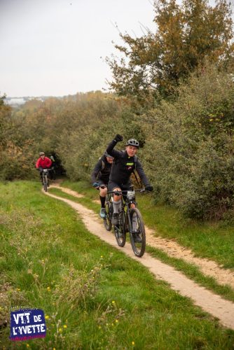 DE-LYVETTE-A-LORGE-25-121