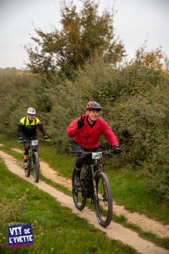 DE-LYVETTE-A-LORGE-25-124