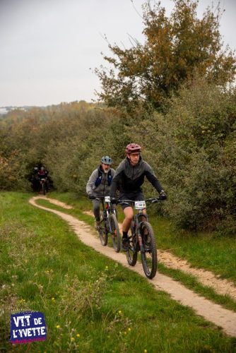 DE-LYVETTE-A-LORGE-25-126