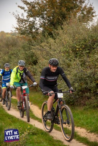 DE-LYVETTE-A-LORGE-25-134