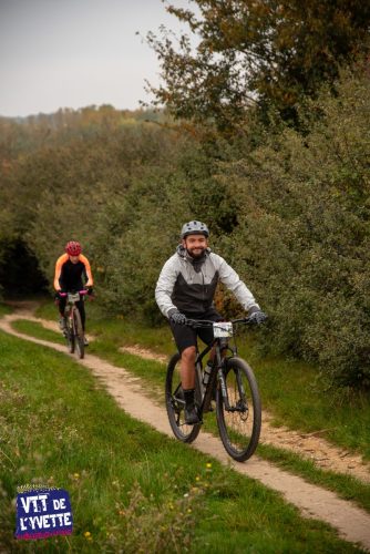 DE-LYVETTE-A-LORGE-25-139