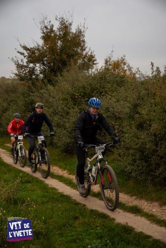 DE-LYVETTE-A-LORGE-25-145