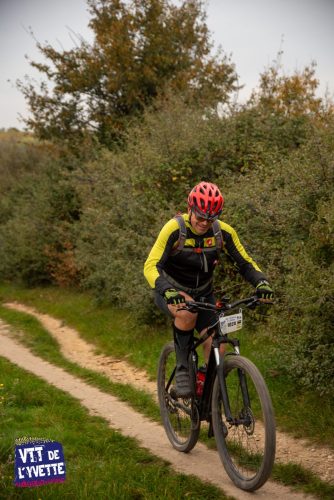 DE-LYVETTE-A-LORGE-25-153