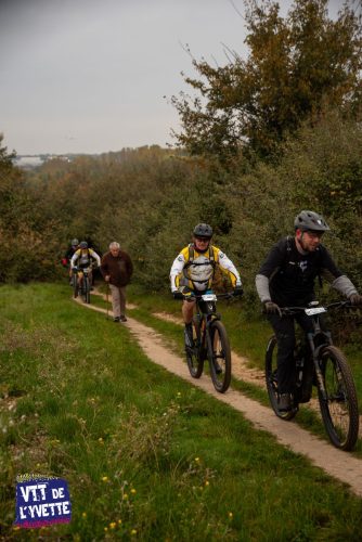 DE-LYVETTE-A-LORGE-25-161