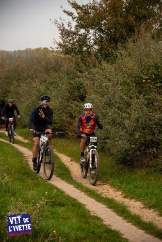 DE-LYVETTE-A-LORGE-25-164