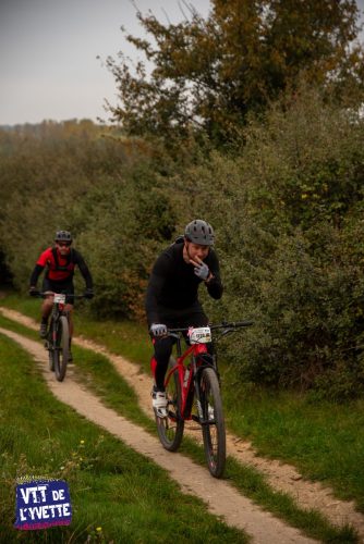 DE-LYVETTE-A-LORGE-25-166