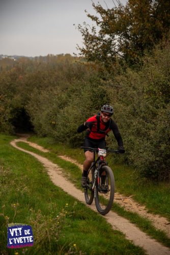 DE-LYVETTE-A-LORGE-25-167