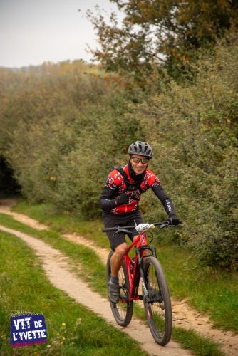 DE-LYVETTE-A-LORGE-25-168