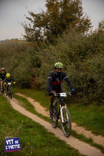 DE-LYVETTE-A-LORGE-25-175