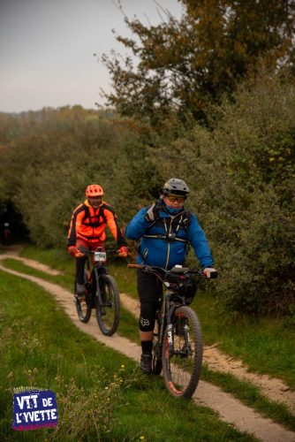 DE-LYVETTE-A-LORGE-25-183