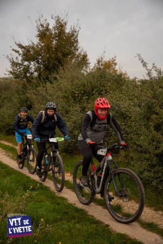 DE-LYVETTE-A-LORGE-25-191