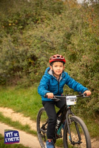 DE-LYVETTE-A-LORGE-25-222