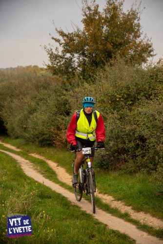 DE-LYVETTE-A-LORGE-25-226