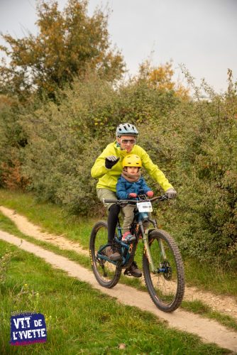 DE-LYVETTE-A-LORGE-25-234