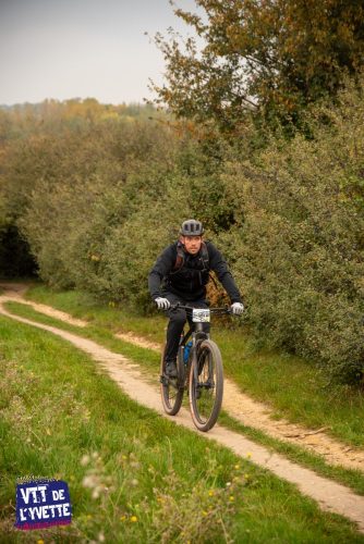 DE-LYVETTE-A-LORGE-25-235