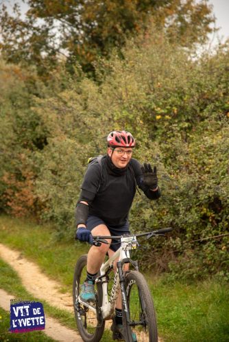 DE-LYVETTE-A-LORGE-25-268