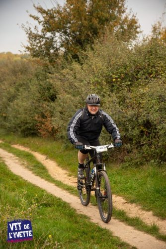 DE-LYVETTE-A-LORGE-25-271