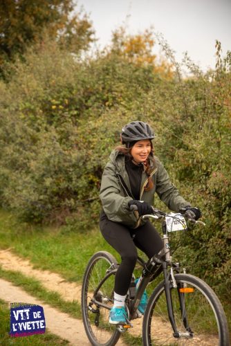 DE-LYVETTE-A-LORGE-25-277