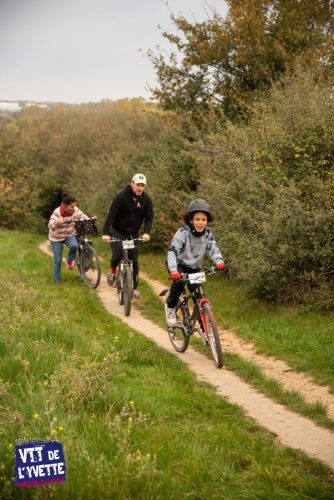 DE-LYVETTE-A-LORGE-25-287