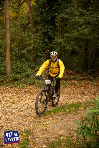 DE-LYVETTE-A-LORGE-25-296